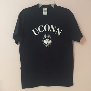 UCONN huskies shirt